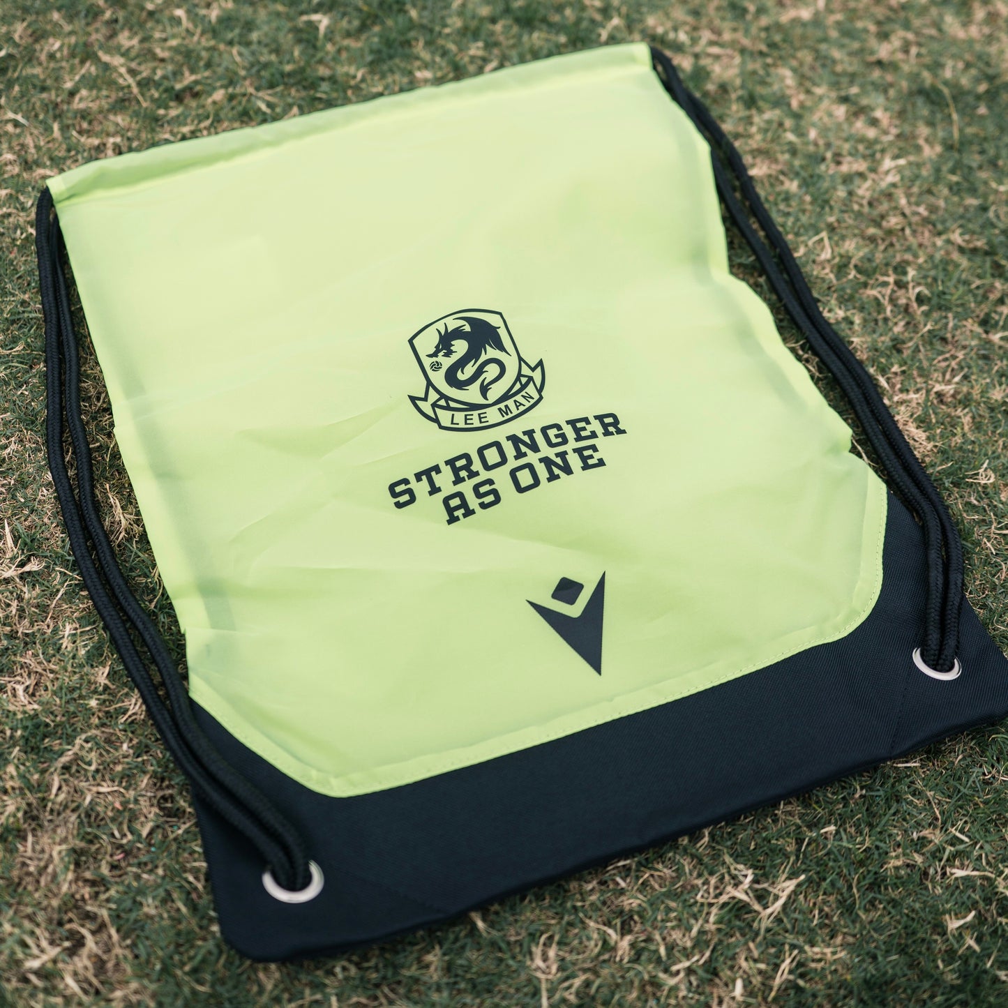 Lee Man Sports Drawstring Bag